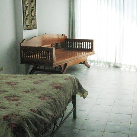 View Talay Condo #1 = Jomtien Call Me +66-8-68409-206 Pattaya Exterior photo