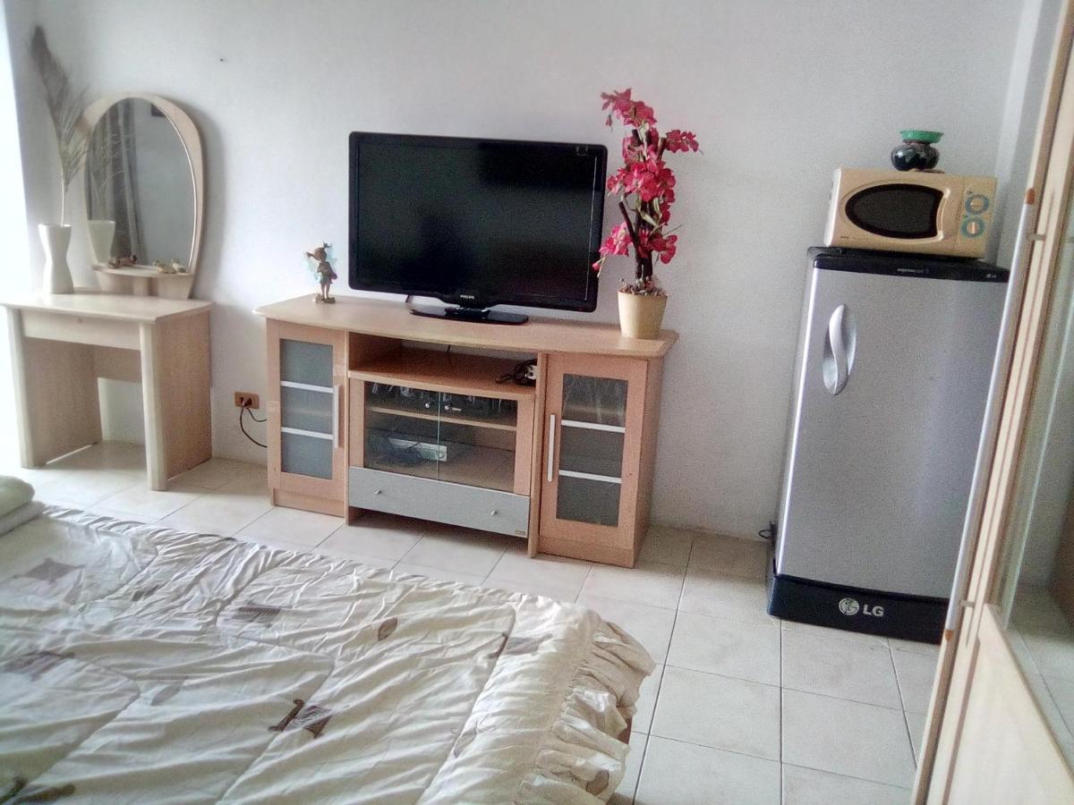 View Talay Condo #1 = Jomtien Call Me +66-8-68409-206 Pattaya Exterior photo